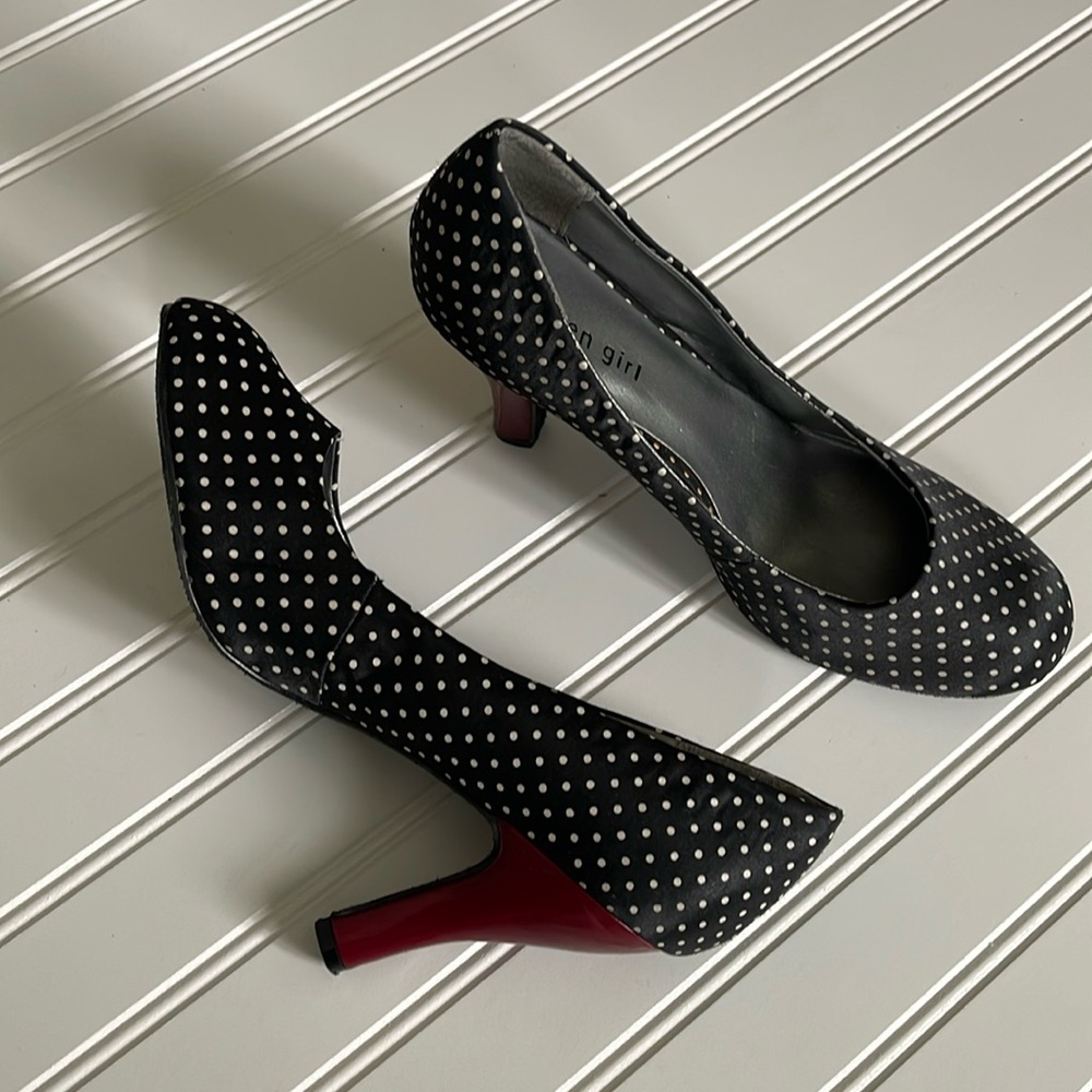 Madden girl black and white polka dotted heels pumps